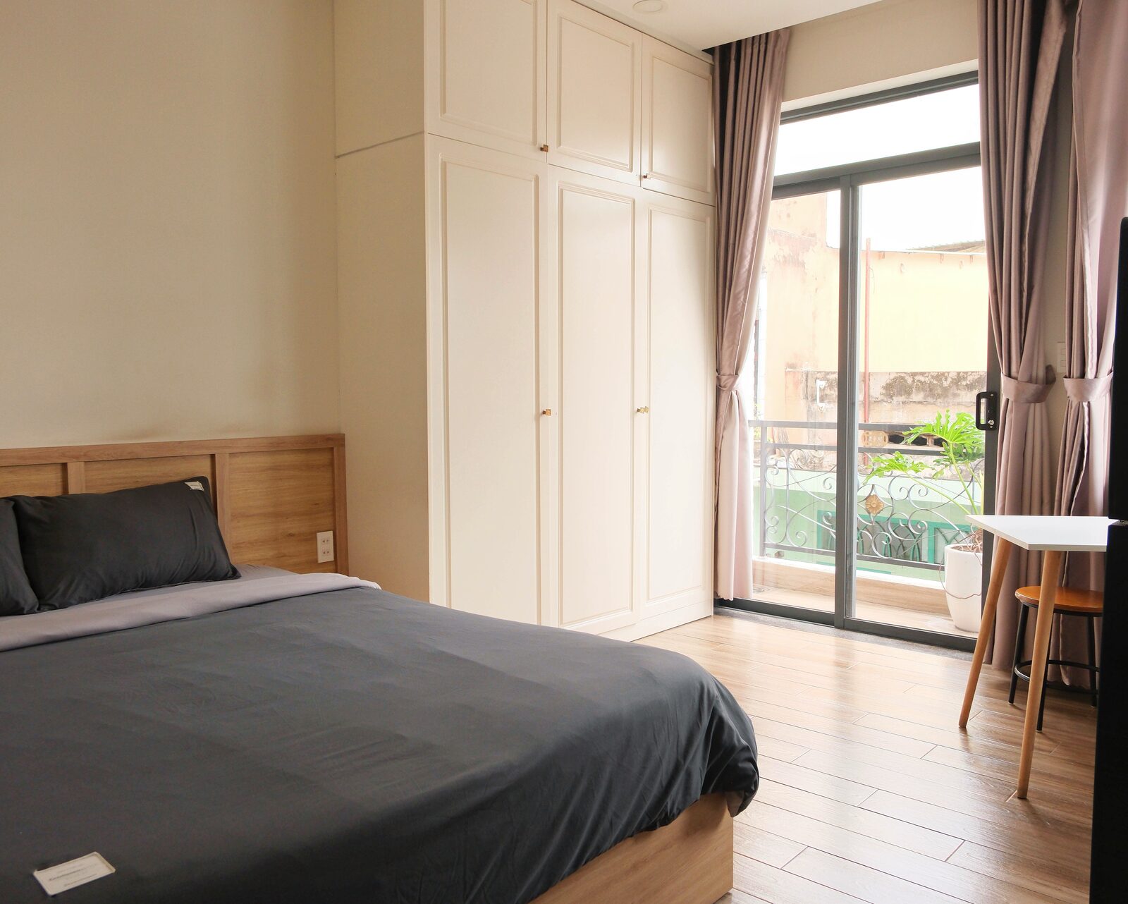 #3 · Queen Studio Apt. tại B786 Cách Mạng Tháng Tám – ảnh 2