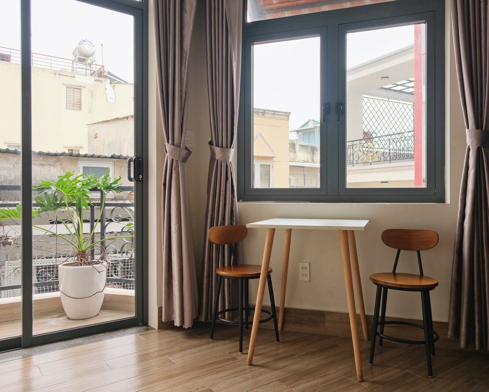 #3 · Queen Studio Apt. tại B786 Cách Mạng Tháng Tám – ảnh 4
